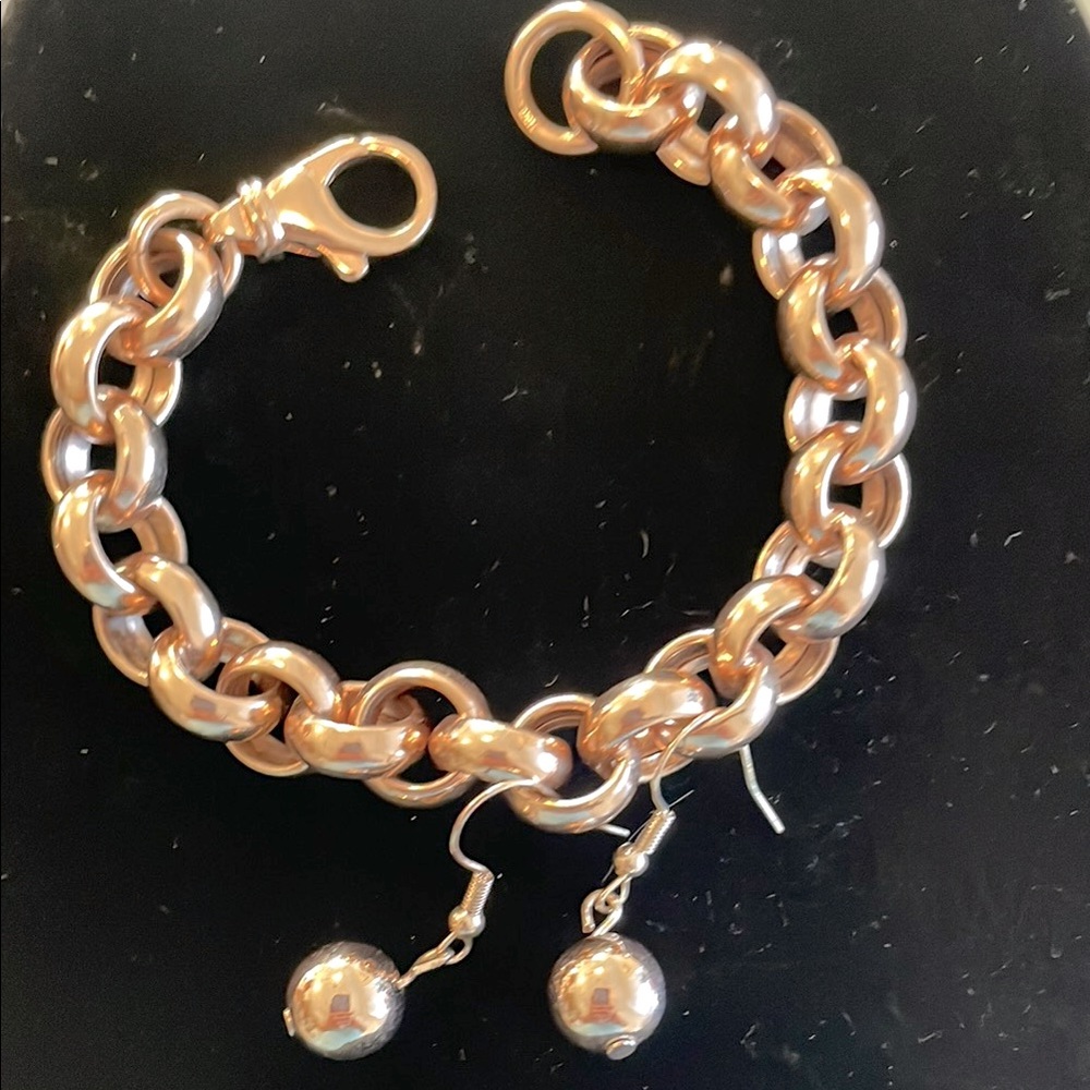 Elegant Rose Gold Bracelet and Earring Set